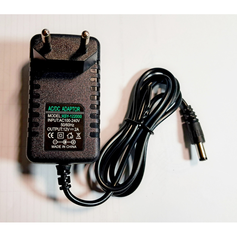 Блок живлення 12 V 2 A роз“єм 5,5 мм на 2,1 мм