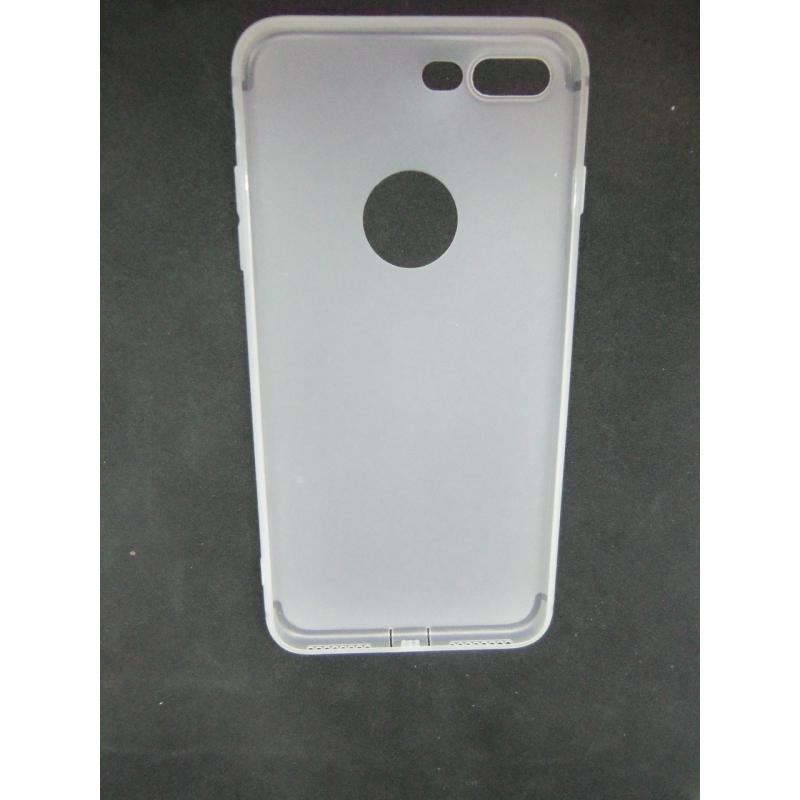Чохол силіконовий супер тонкий Super Slim iPhone7 plus , iPhone 8 plus 5,5“ білий матовий
