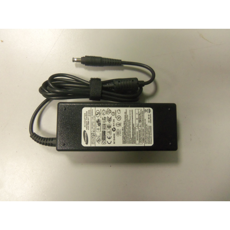 Блок живлення для НоутБука Samsung19V 4.74 A 90W