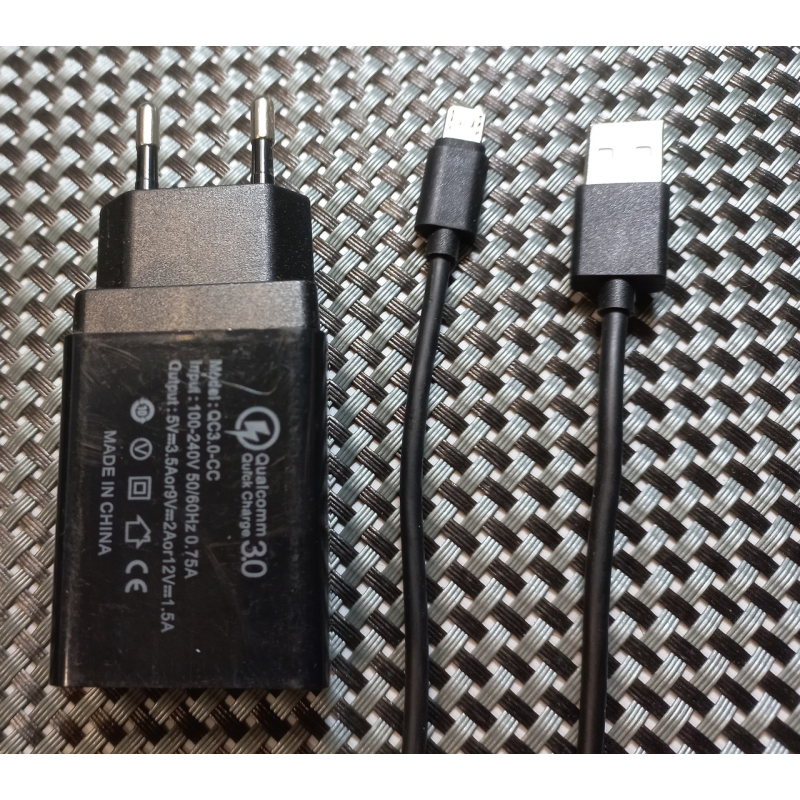 Швидке заряджання для телефона HASKY Qualcomm Quick Charge 3.0 з кабелем micro usb чорний